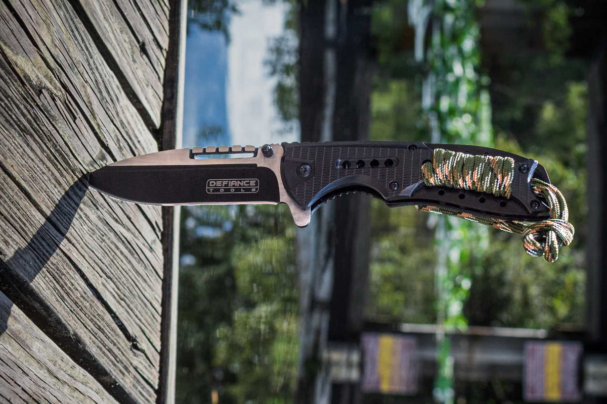 De-fiance sportsman's knife
