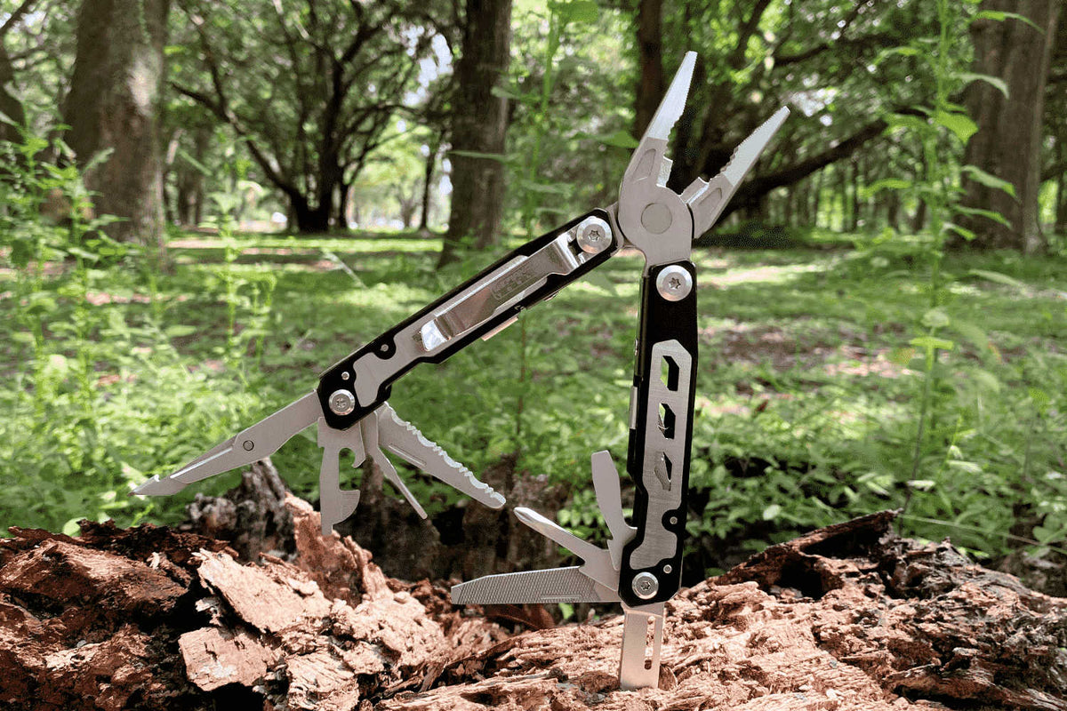 De-fiance larboard multi tool